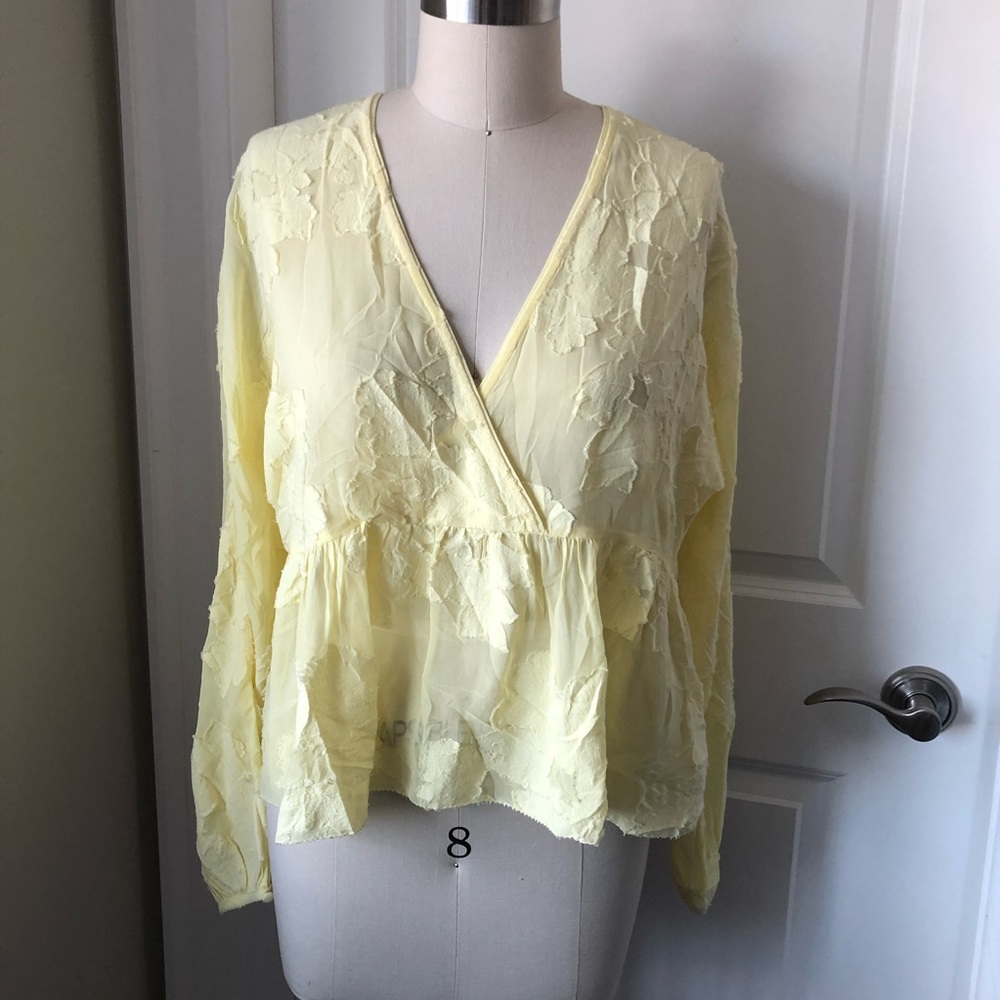 Aritzia Wilfred Peplum Blouse Sheer Jacquard Yellow